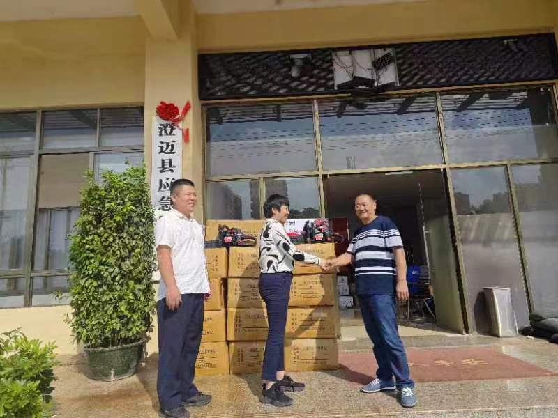 1759803846371909.jpg ab0cd1d95dee85de83475af0bad8f0d2.jpg