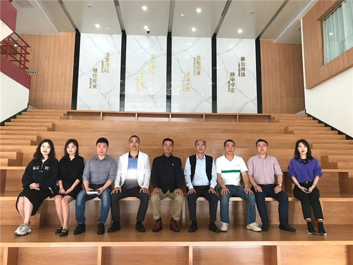 海南省重庆商会走访瑞来律师事务所