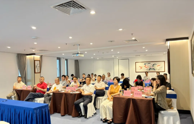 海南省重庆商会“商汇通”点燃资源互联！平台宣贯签约超百万！